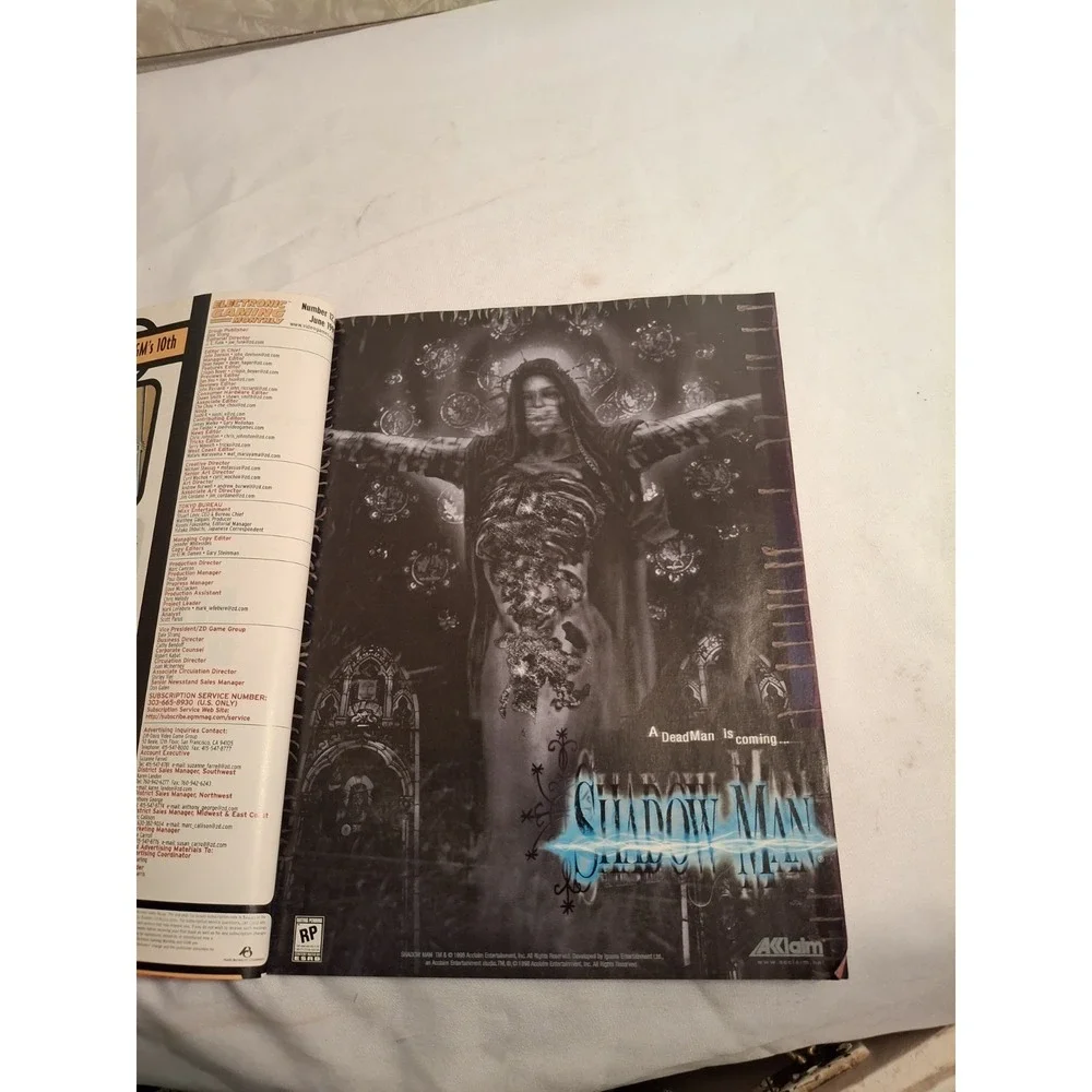 EGM Monthly Magazine Gran Turismo 2 Issue 119 1999 Resident Evil 3 Silent Hill